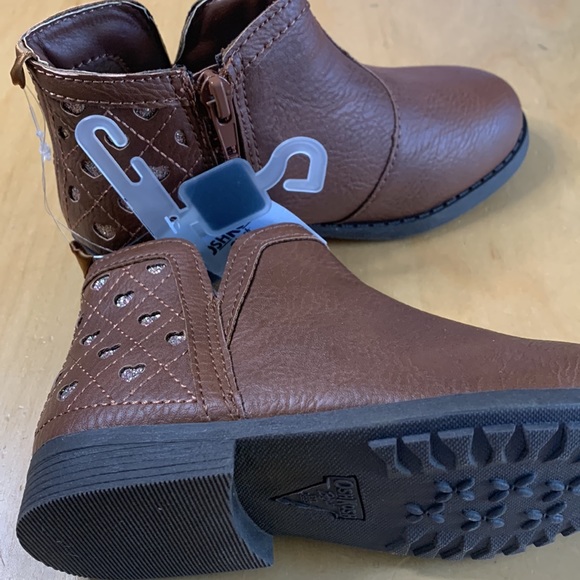 Oshkosh B’gosh, ankle boot style - Picture 4 of 6